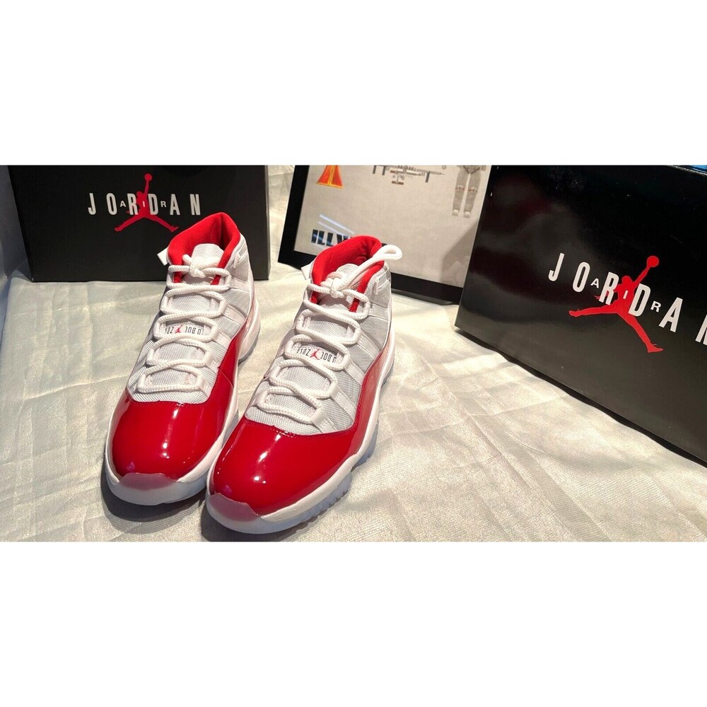 Nike Air Jordan Retro 11 XI Cherry White Black Varsity Red 2022 Men Size 9.5